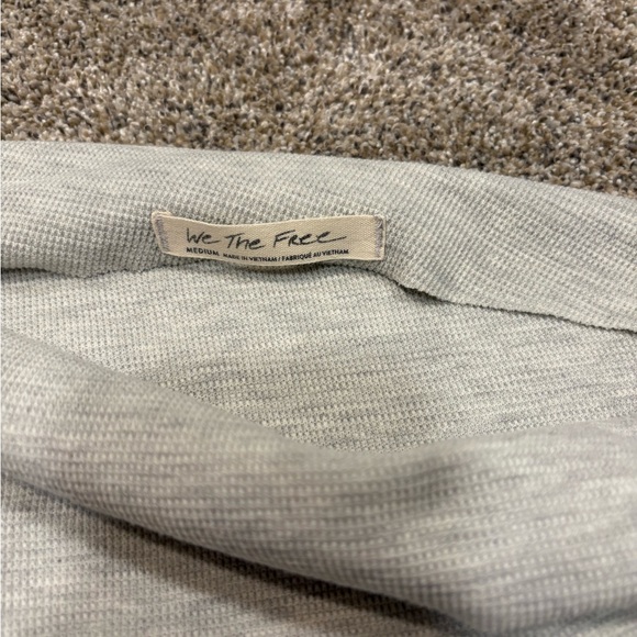 WE THE FREE Gigi Off the Shoulder Ribbed Top gray medium - Picture 4 of 4